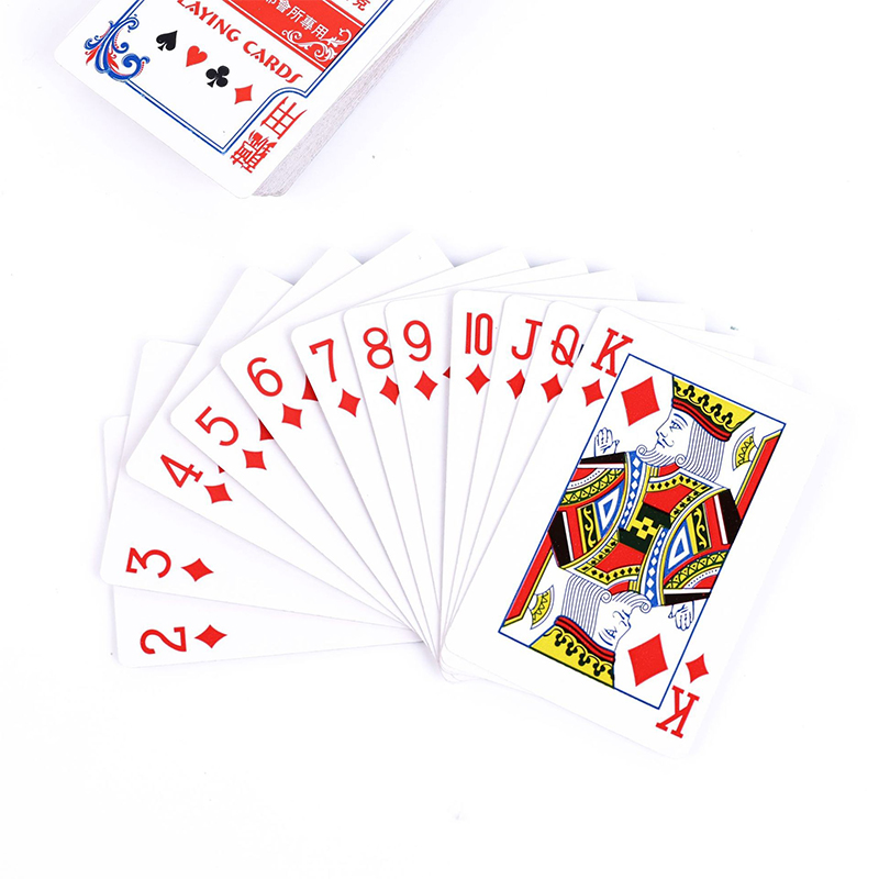 54 Lenzuola/set 56x86 Millimet - Party Games Using Playing Cards recensione e prezzo