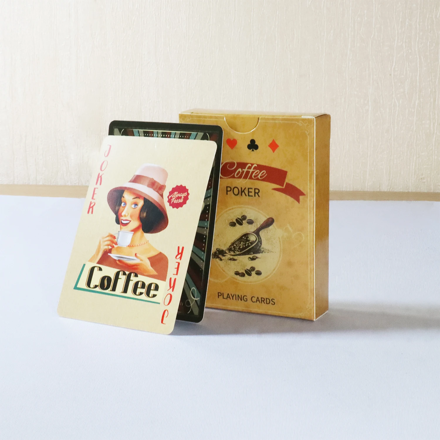 Carte da gioco in carta da caf - Book Party Games recensione e prezzo