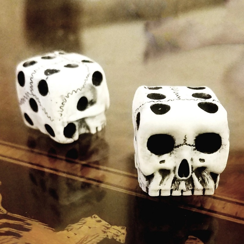 Halloween White Skull Resin Di - Party Games No Equipment recensione e prezzo